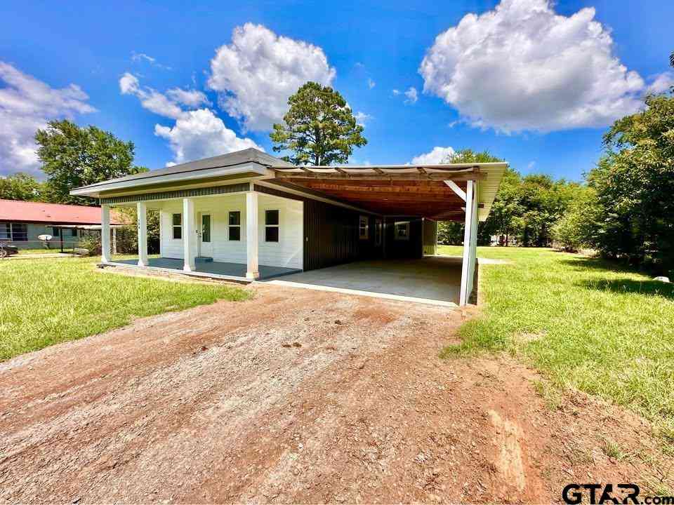 Homes For Sale - 156 Sycamore Street<br/> Alto, TX 75925