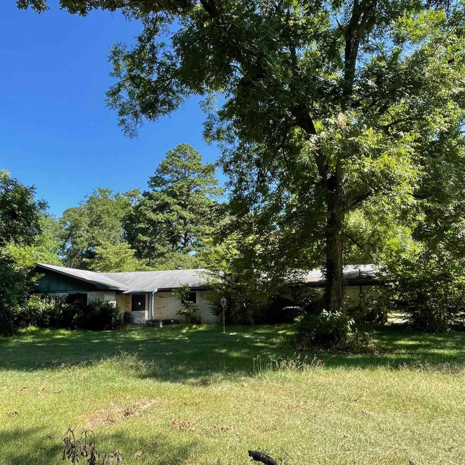 Homes For Sale - 808 Watson Blvd<br/> Morris County, Daingerfield, TX 75638