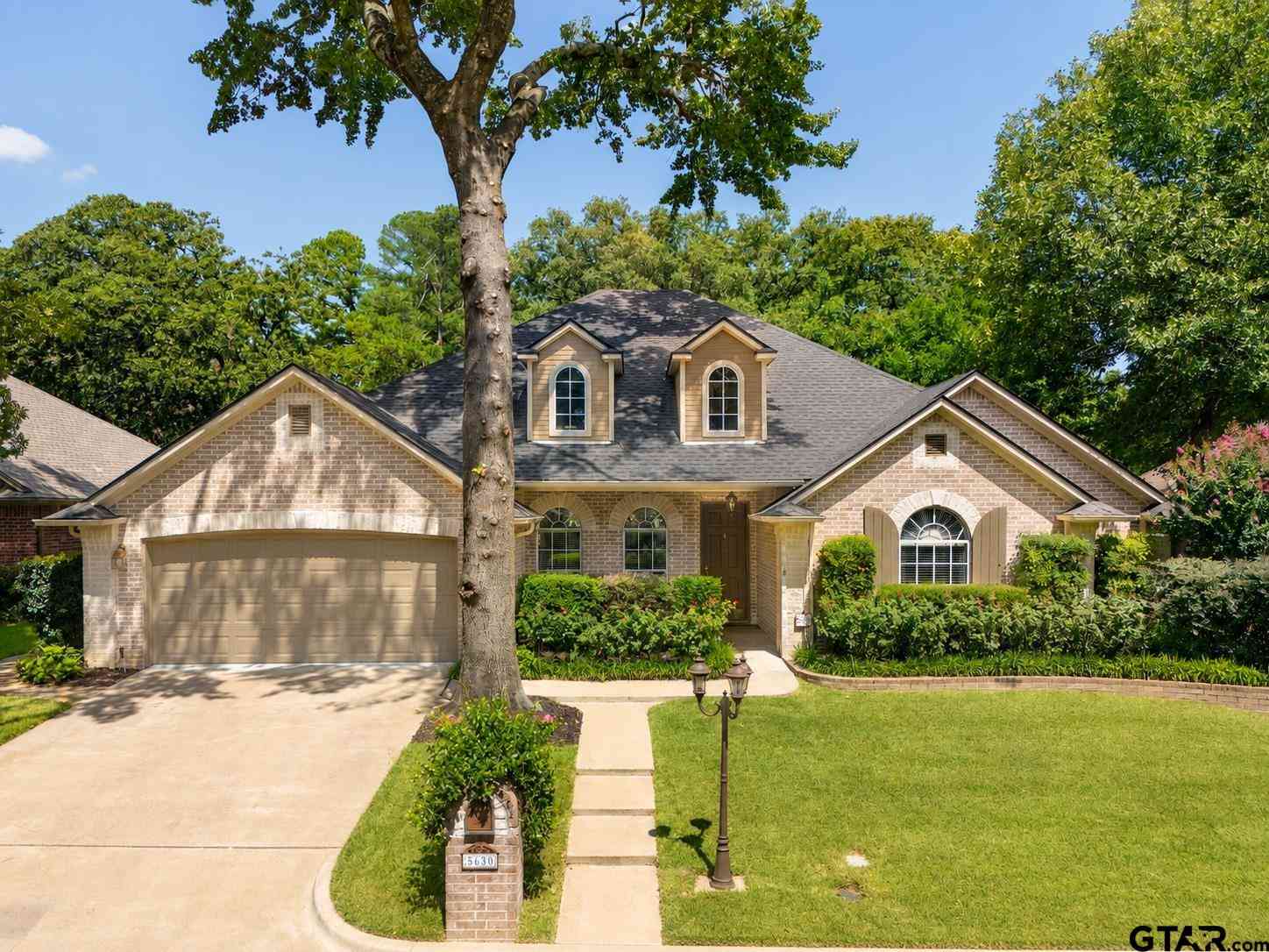 Homes For Sale - 5630 Berkeley<br/> Tyler, TX 75707