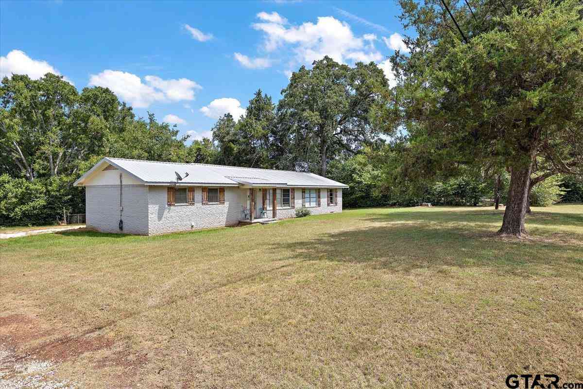 Homes For Sale - 1591 Fm 23 W<br/> Rusk, TX 75785