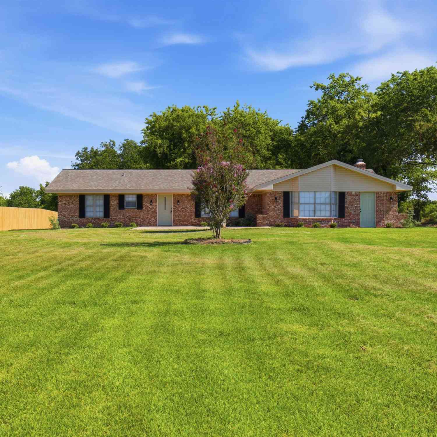 Homes For Sale - 1329 Cr 3357<br/> Hopkins County, Saltillo, TX 75478