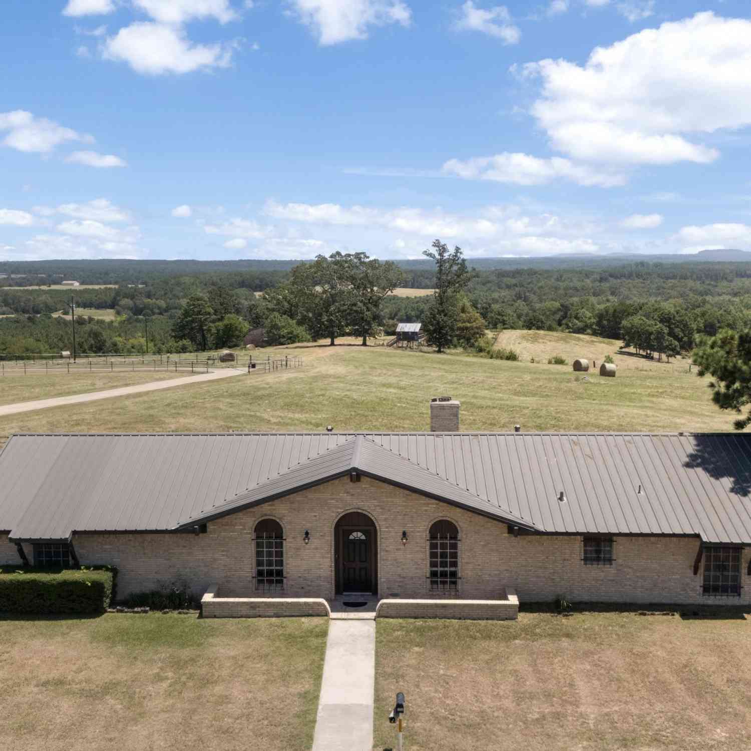 Homes For Sale - 2825 Fm 1002<br/> Big Sandy, TX 75755