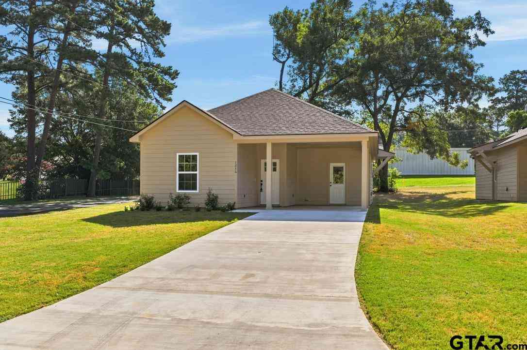 Homes For Sale - 1216 N Third St.<br/> Gregg County, Longview, TX 75601