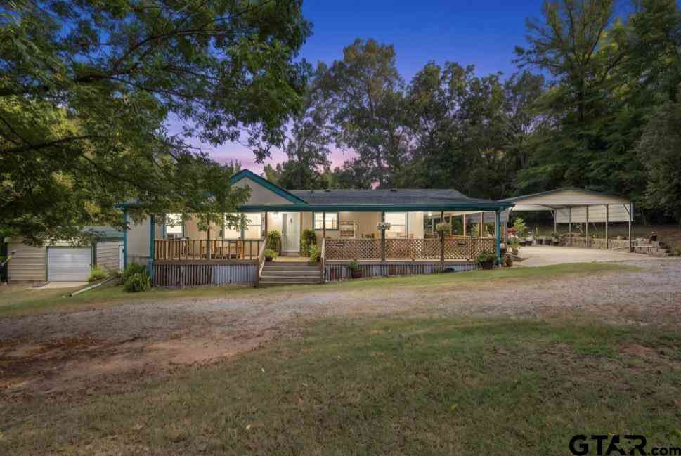 Mobile Home For Sale - 16375 County Road 452<br/> Smith County, Lindale, TX 75771