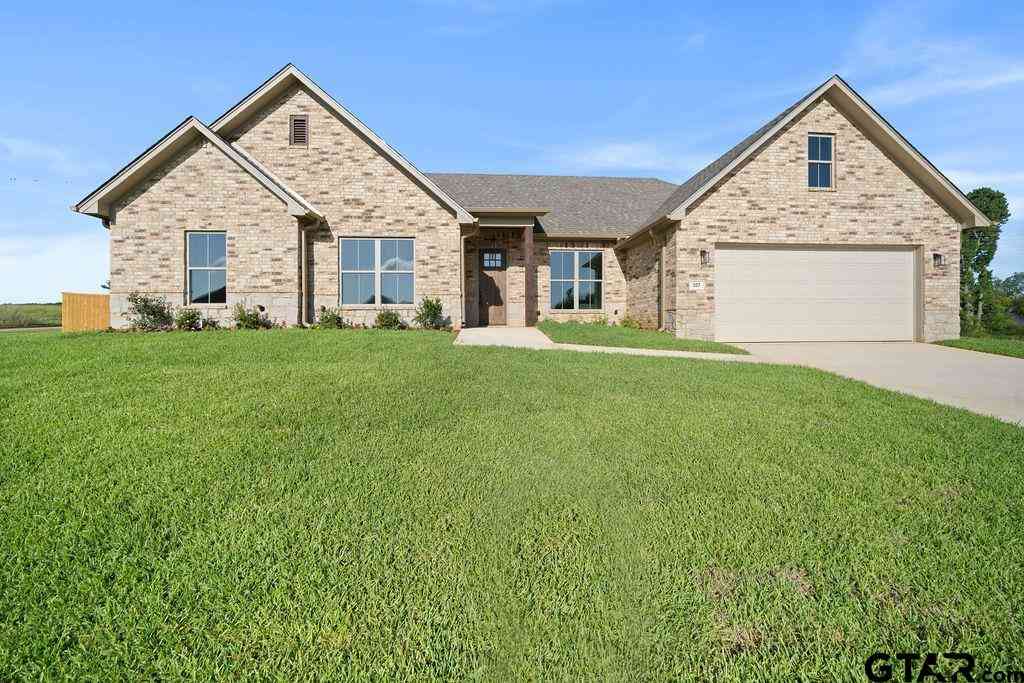 Homes For Sale - 307 Sides Blvd<br/> Smith County, Bullard, TX 75757