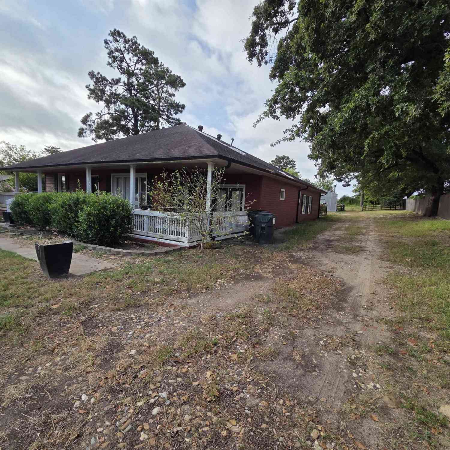 Homes For Sale - 10270 W Main<br/> Smith County, Whitehouse, TX 75791