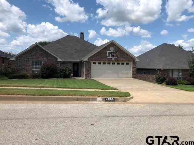 Homes For Sale - 2055 Balsam Gap<br/> Tyler, TX 75703