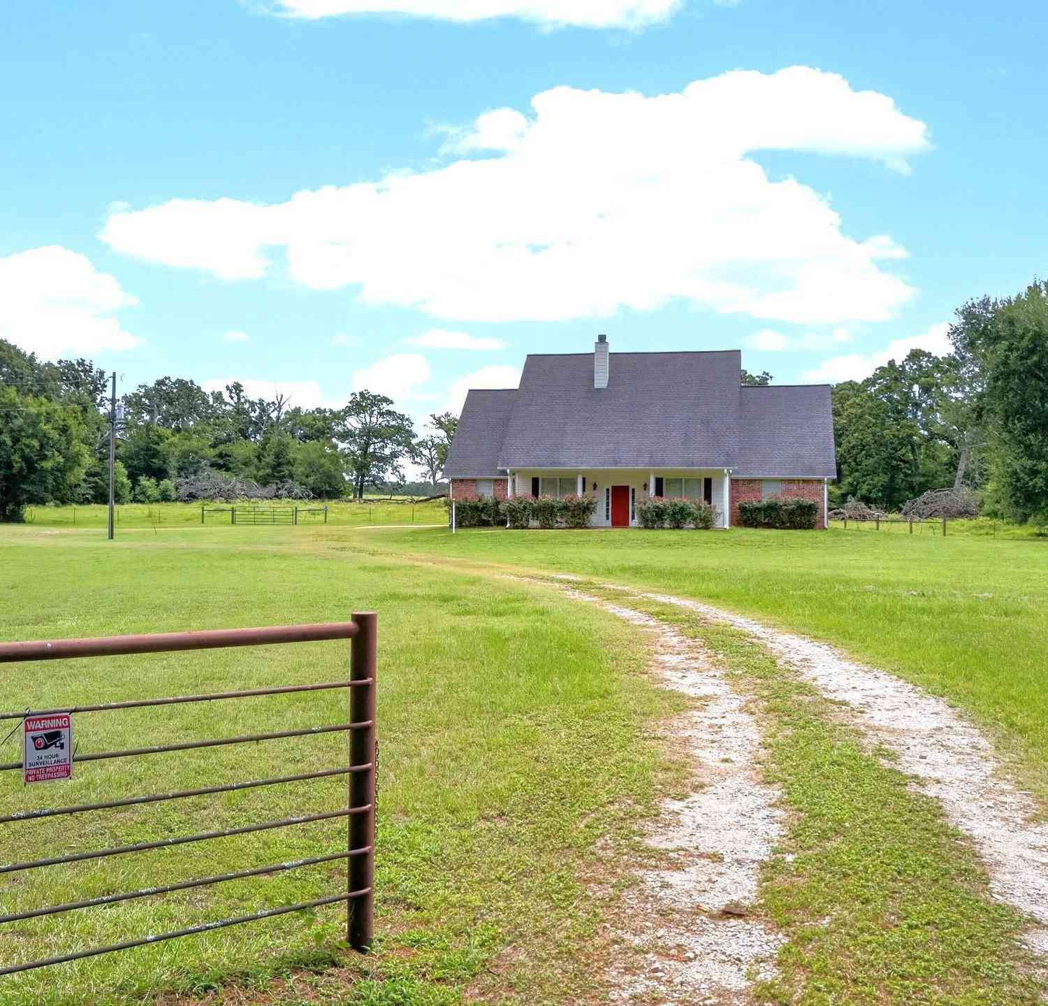 Homes For Sale - 17956 Tx-110 N<br/> Cherokee County, Troup, TX 75789