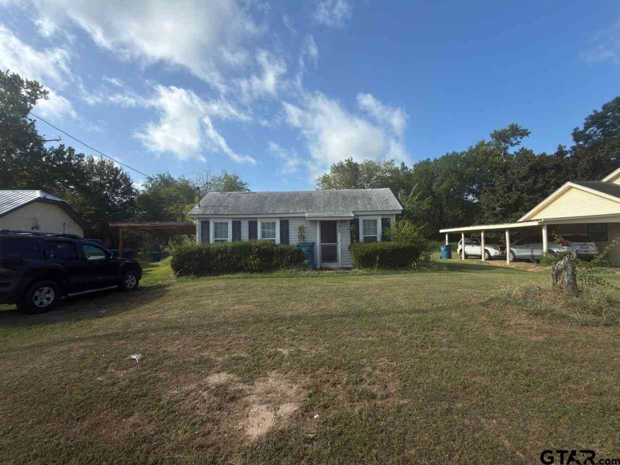 Homes For Sale - 409 W Carneige<br/> Winnsboro, TX 75494