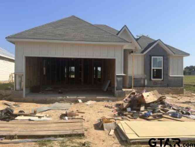 Homes For Sale - 16025 Sir Barton Drive<br/> Lindale, TX 75771