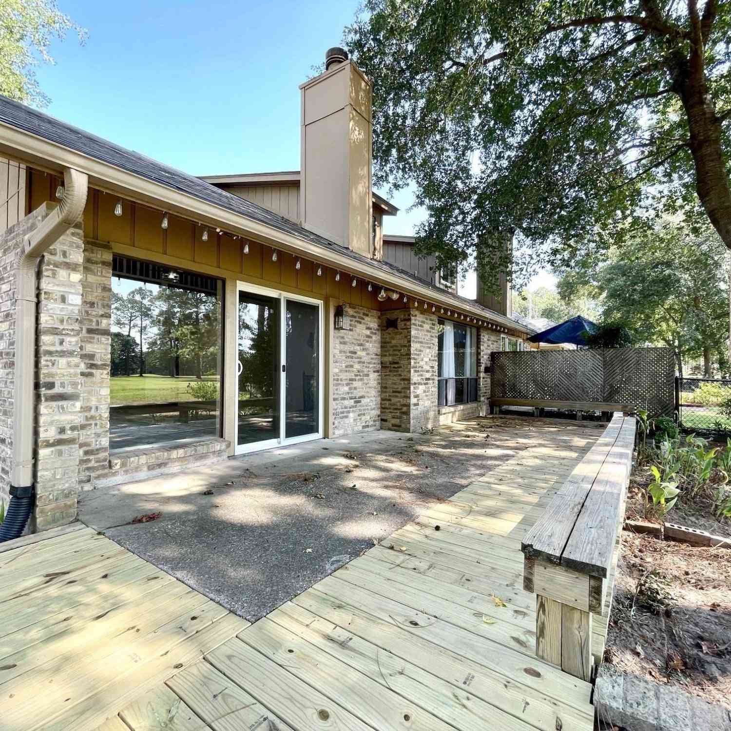 Townhouse For Sale - 162 Pine Tree Unit B<br/> Wood County, Holly Lake Ranch, TX 75765