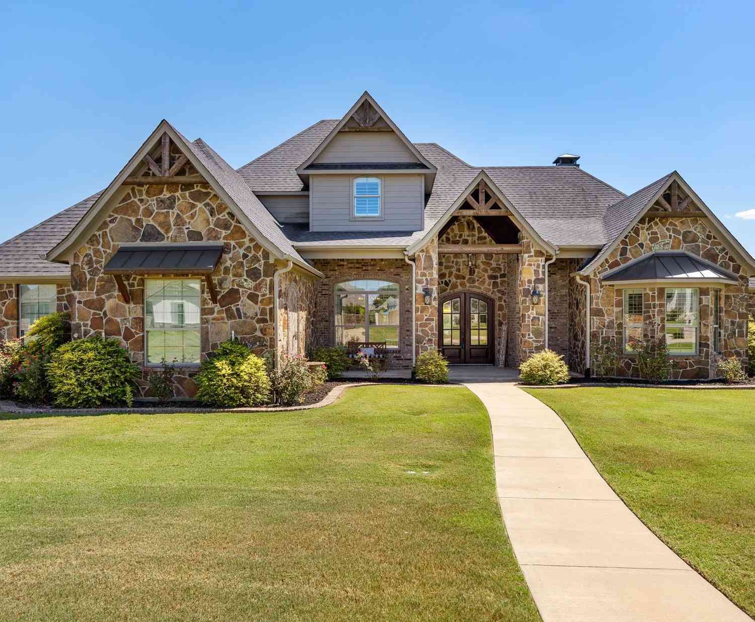 Homes For Sale - 597 Eland Way<br/> Cherokee County, Bullard, TX 75757