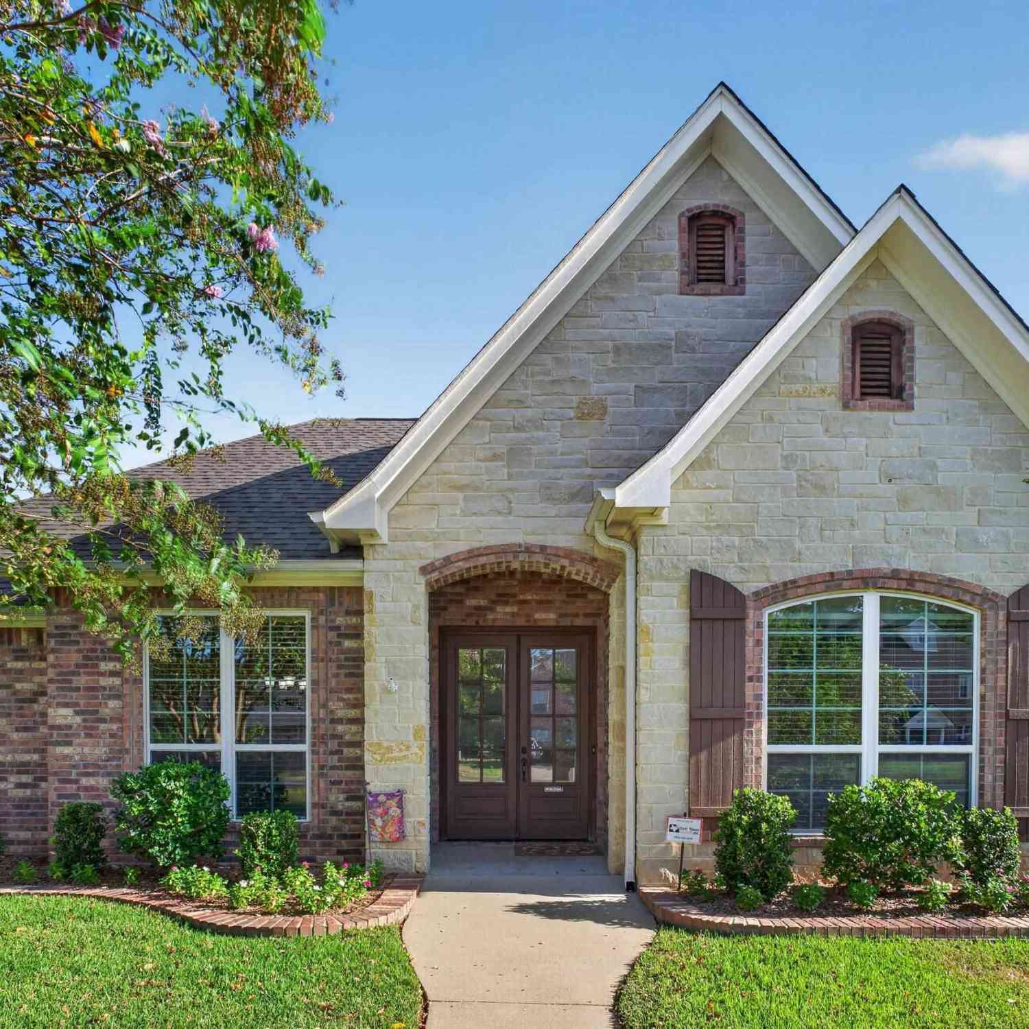 Homes For Sale - 625 Bunker Dr.<br/> Smith County, Tyler, TX 75703