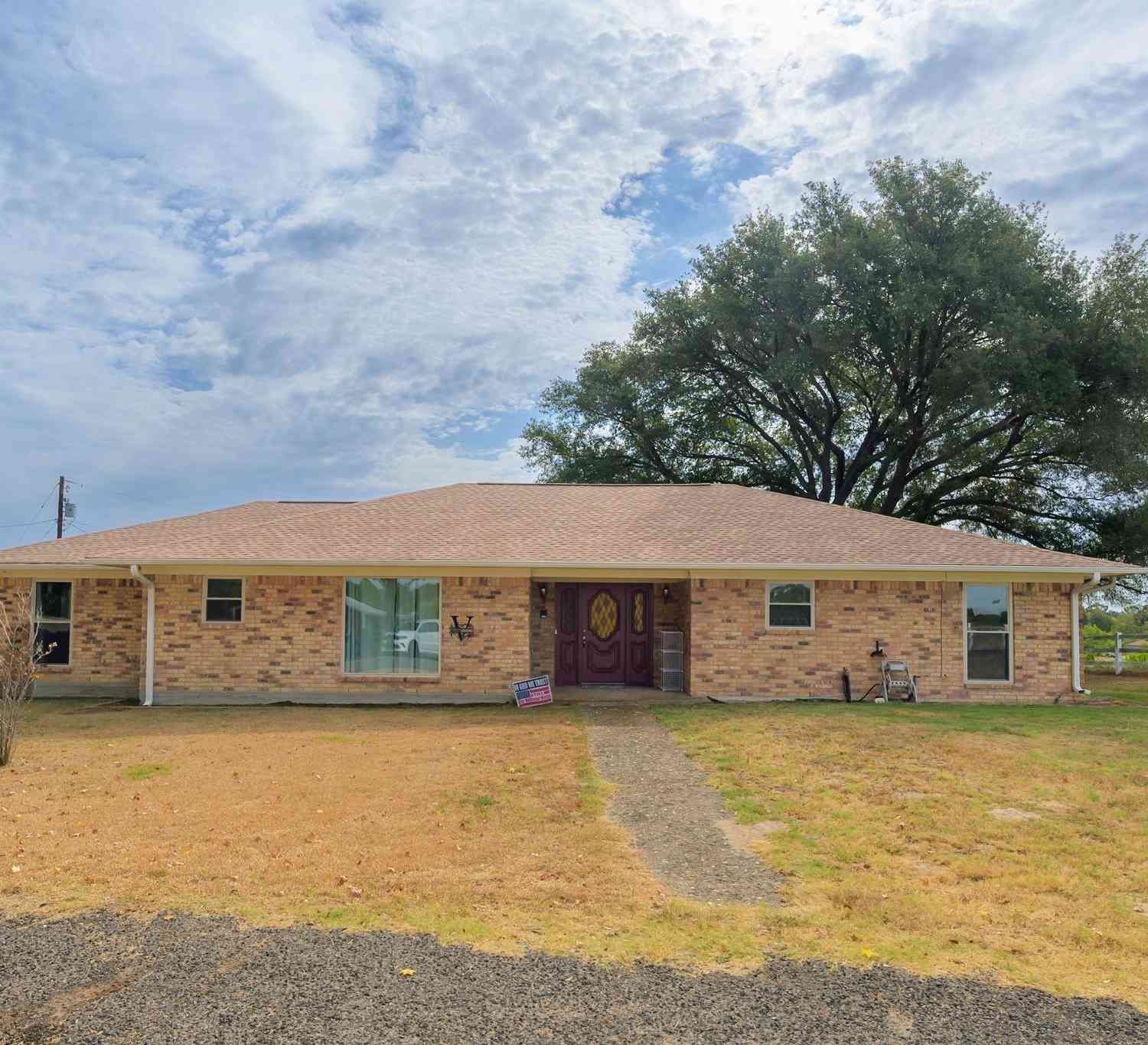 Homes For Sale - 1303 W Loop 564<br/> Wood County, Mineola, TX 75773
