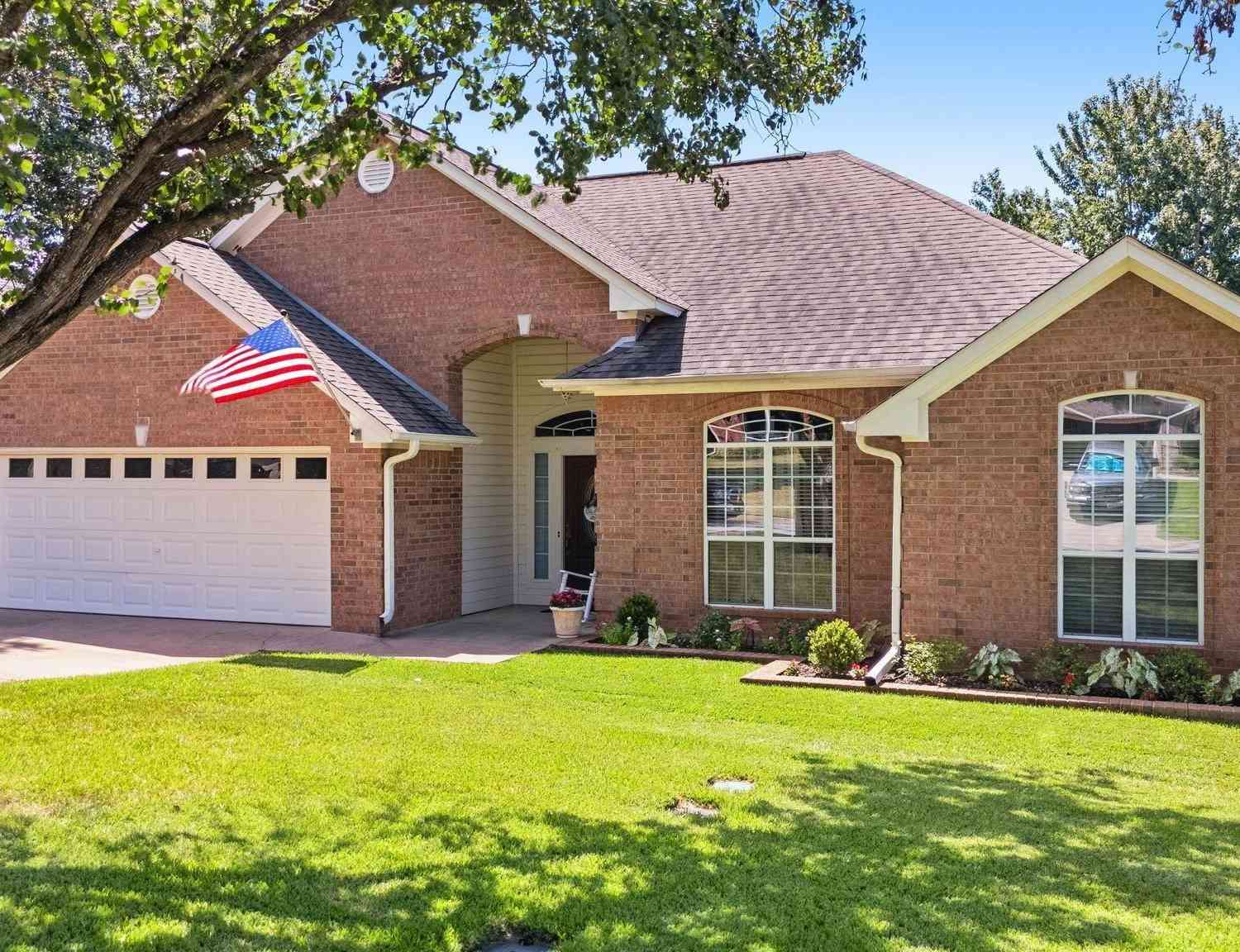 Homes For Sale - 11853 Cr 167<br/> Smith County, Tyler, TX 75703