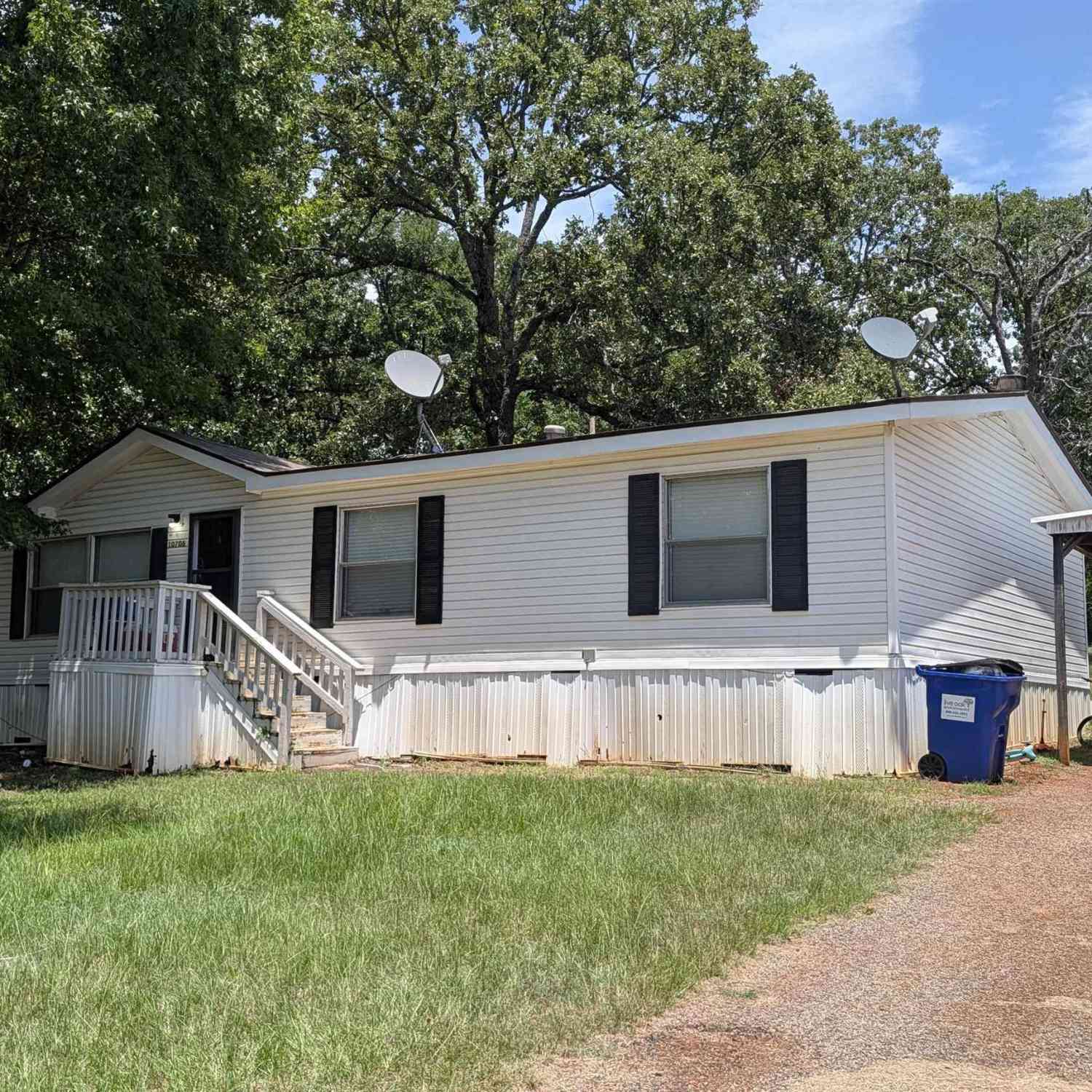 Mobile Home For Sale - 10706 Bourn Dr<br/> Smith County, Tyler, TX 75708