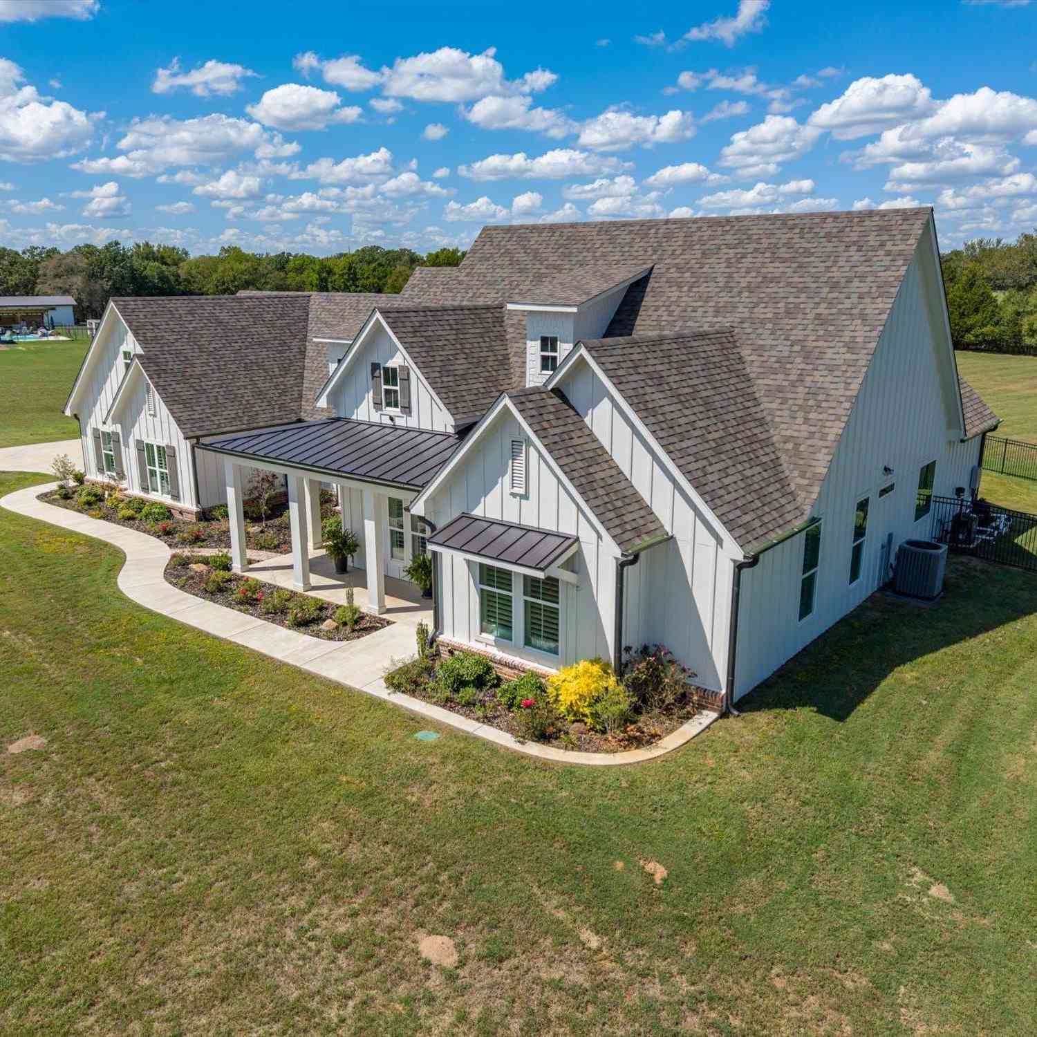 Homes For Sale - 13129 Belles Lane<br/> Henderson County, Brownsboro, TX 75756