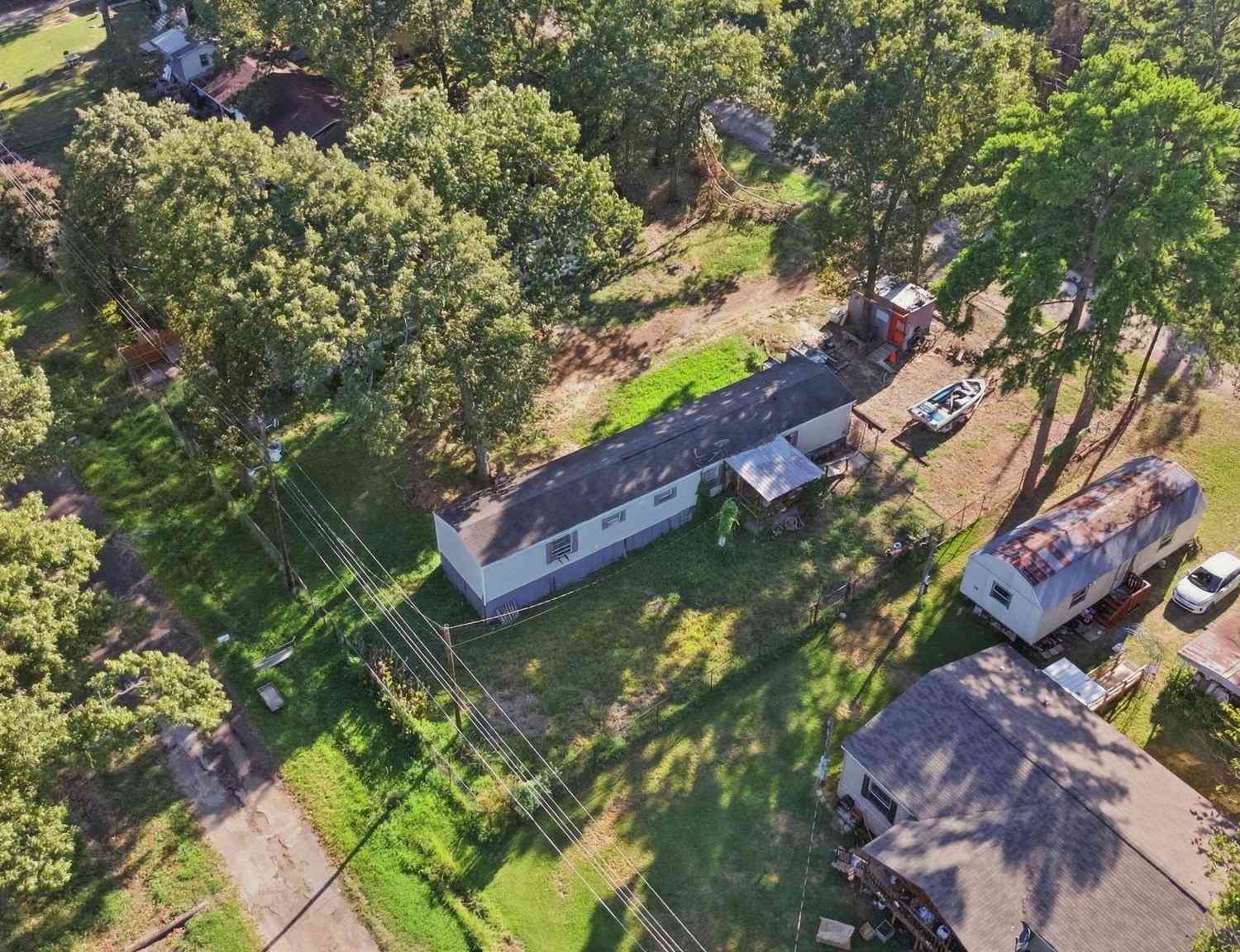 Mobile Home For Sale - Shadyhill Dr<br/> Chandler, TX 75758