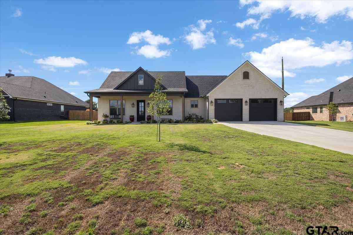 Homes For Sale - 15404 County Road 1100<br/> Smith County, Tyler, TX 75703