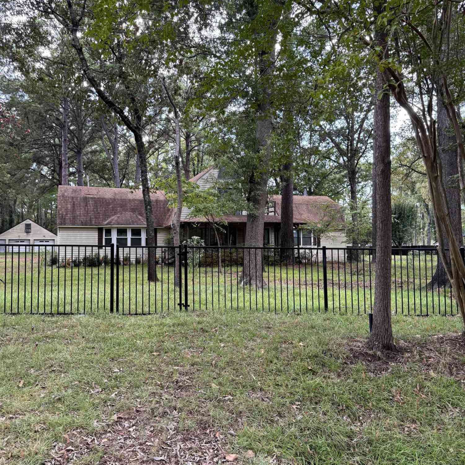 Homes For Sale - 18032 N Lakeshore<br/> Smith County, Troup, TX 75789