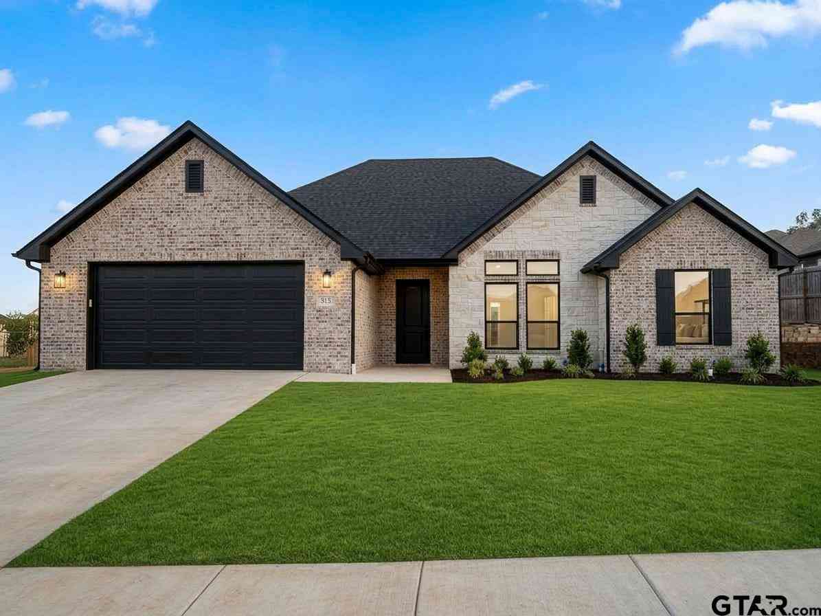 Homes For Sale - 513 Sides Blvd.<br/> Bullard, TX 75757