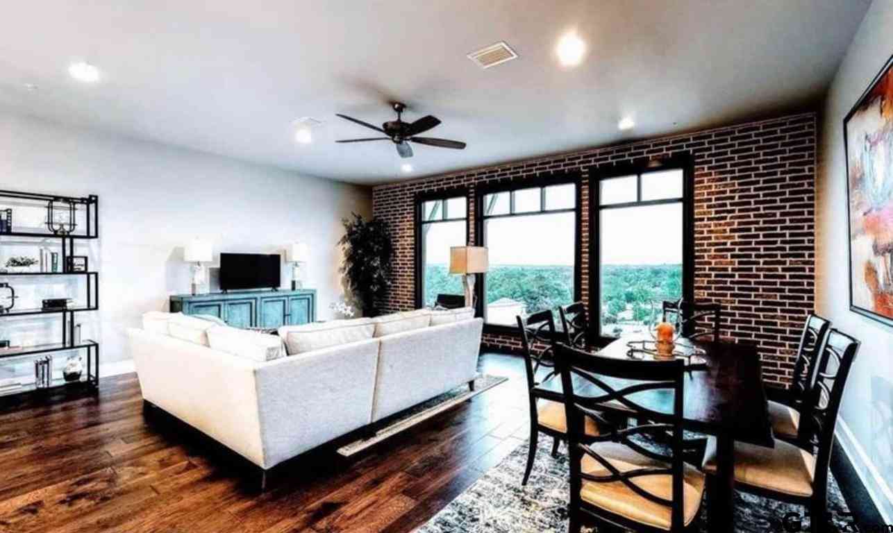 Condo For Sale - 2981 Crest Ridge Drive Unit 6<br/> Tyler, TX 75703