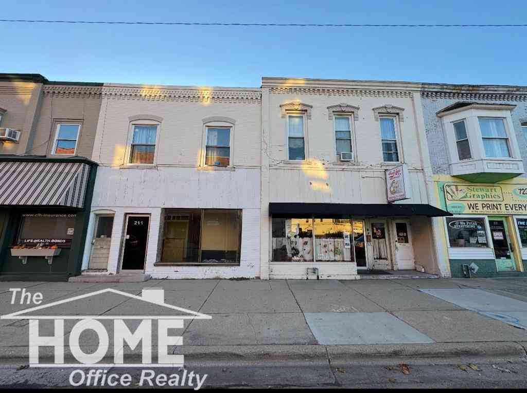 Multifamily For Sale - 211-213 N Ball Street <br/> Owosso, MI 48867