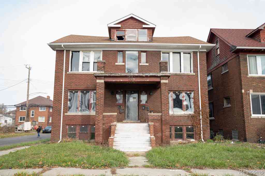 Multifamily For Sale - 6420 Tuxedo Street <br/> Detroit, MI 48204