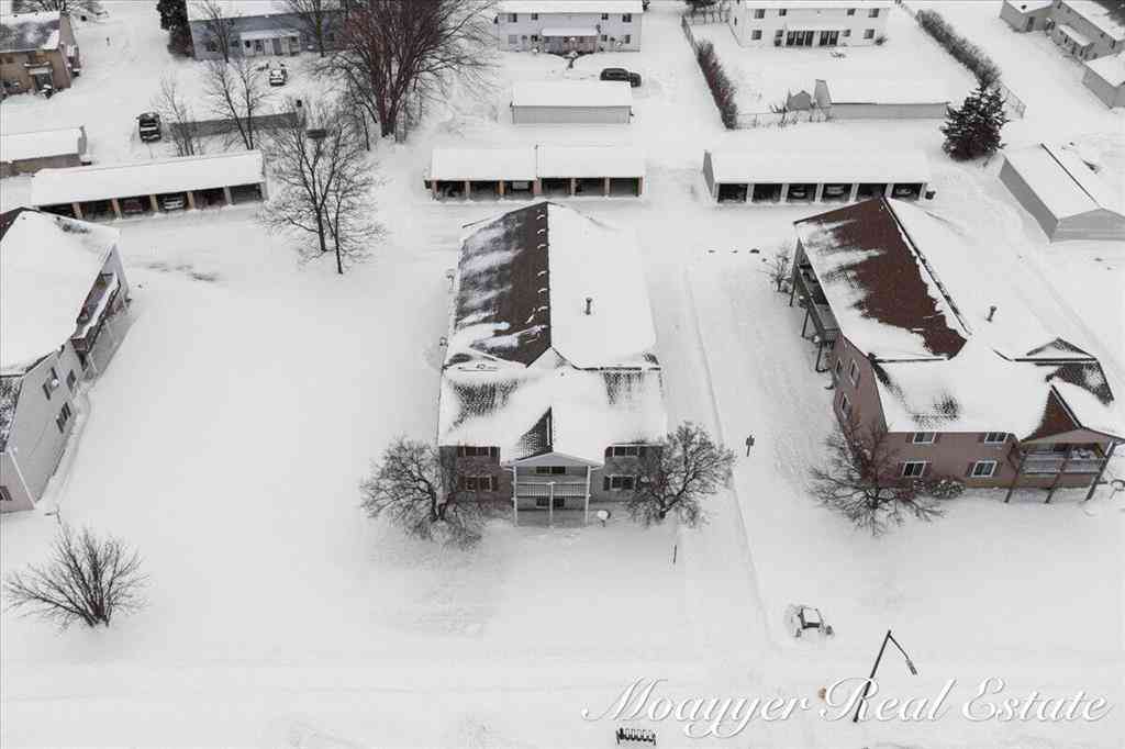 Multifamily For Sale - 1041 Abbey Court <br/> Holland, MI 49423
