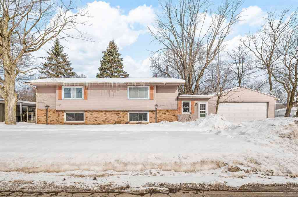 Multifamily For Sale - 125 S Cayuga Street <br/> Buchanan, MI 49107