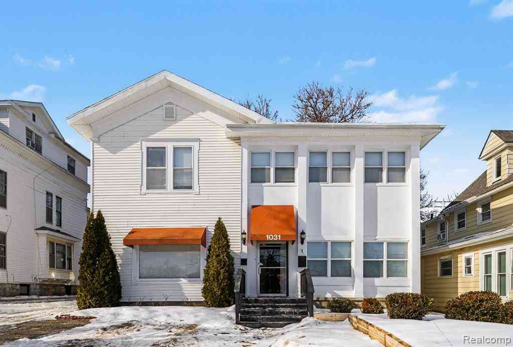 Multifamily For Sale - 1031 N Washington Avenue <br/> Lansing, MI 48906