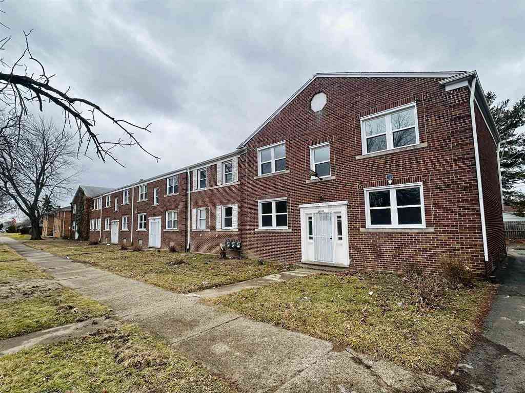 Multifamily For Sale - 18059 Hoover Street <br/> Detroit, MI 48205