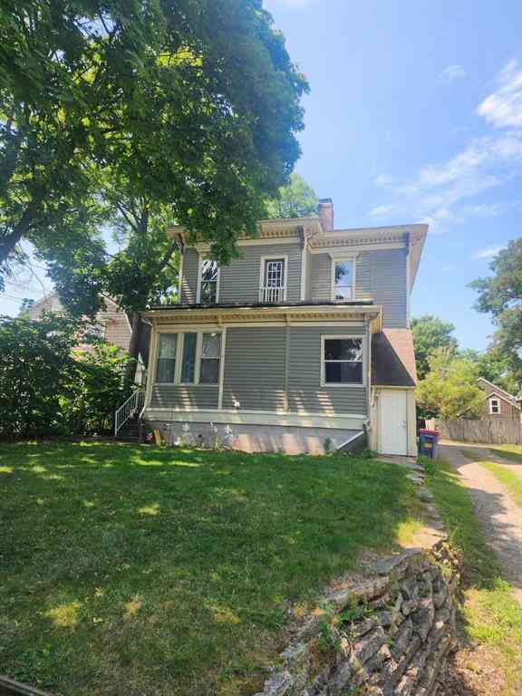 Multifamily For Sale - 719 Fairview Avenue Ne NE<br/> Grand Rapids, MI 49503