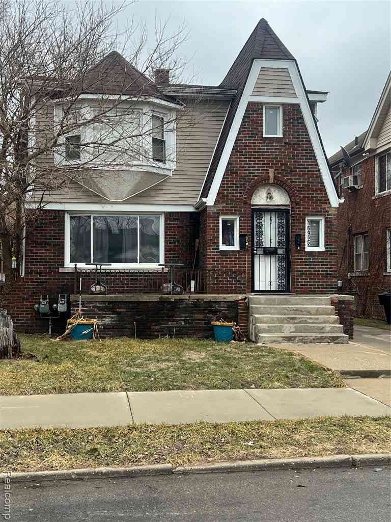Multifamily For Sale - 16906 Prairie Street <br/> Detroit, MI 48221