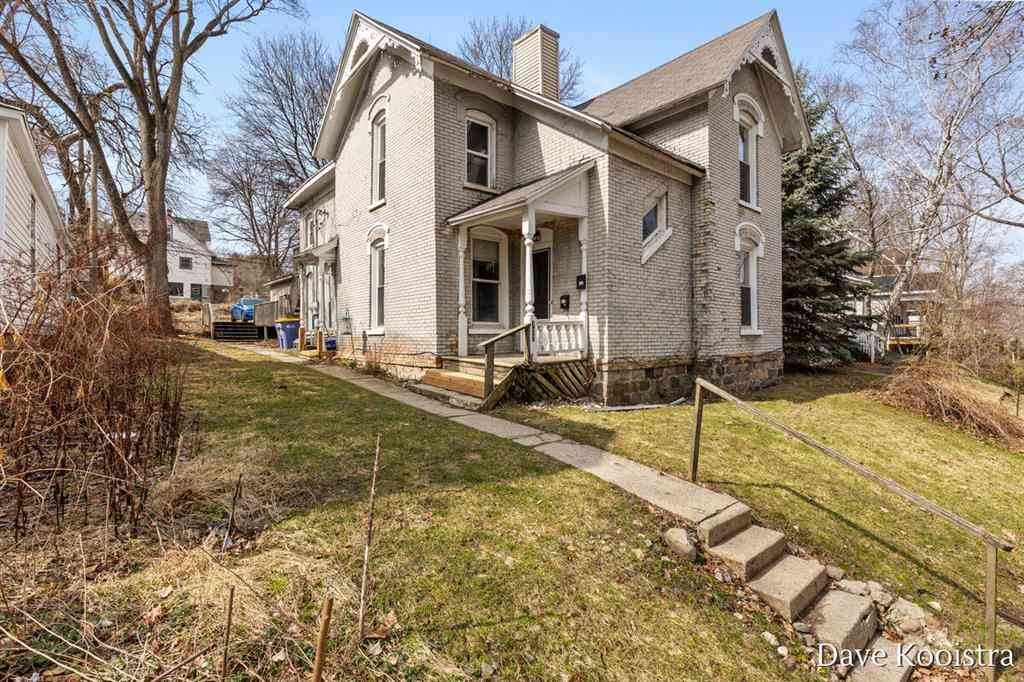 Multifamily For Sale - 737 Clancy Avenue Ne NE<br/> Grand Rapids, MI 49503