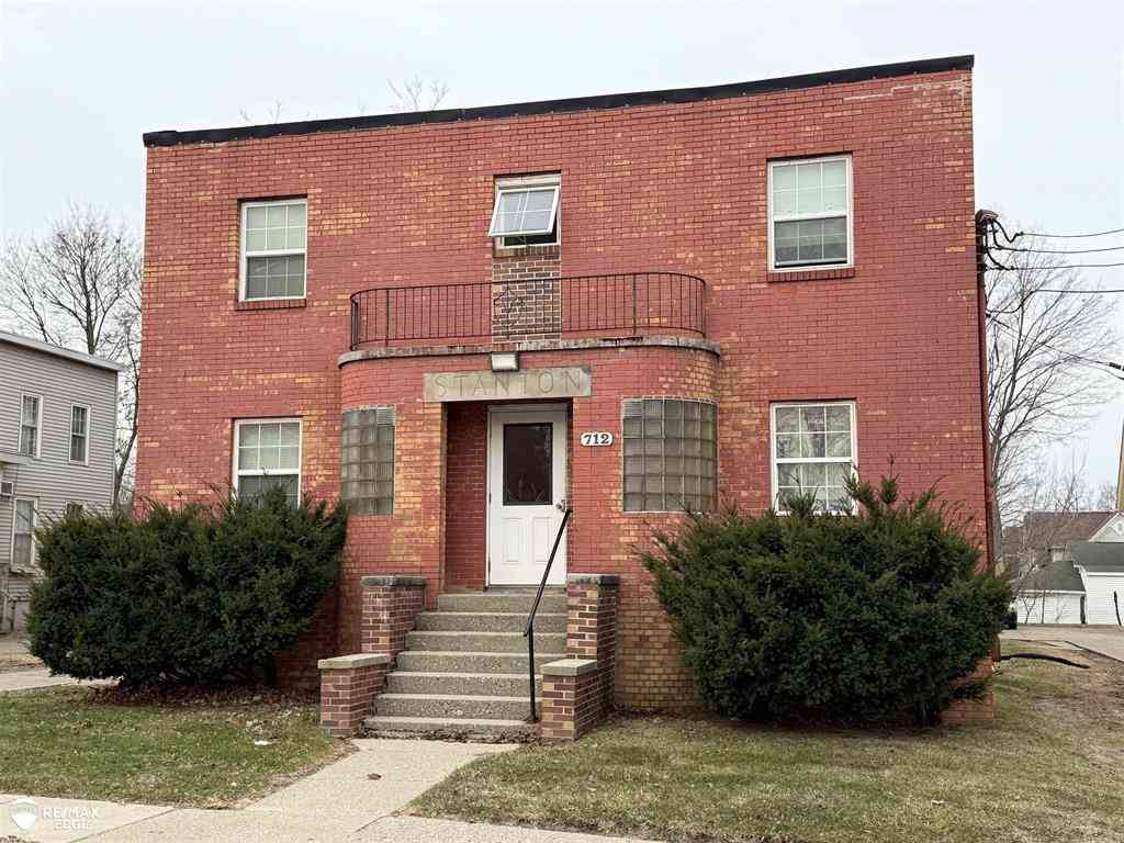Multifamily For Sale - 712 S Grand Traverse Street <br/> Flint, MI 48502