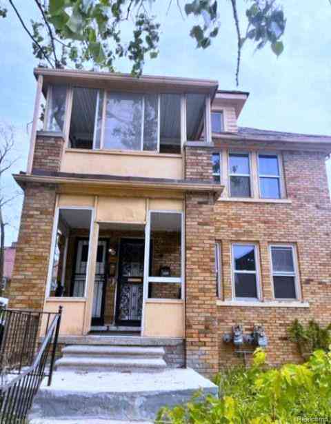 Multifamily For Sale - 13526 La Salle Boulevard  <br/> Canton, MI 48238
