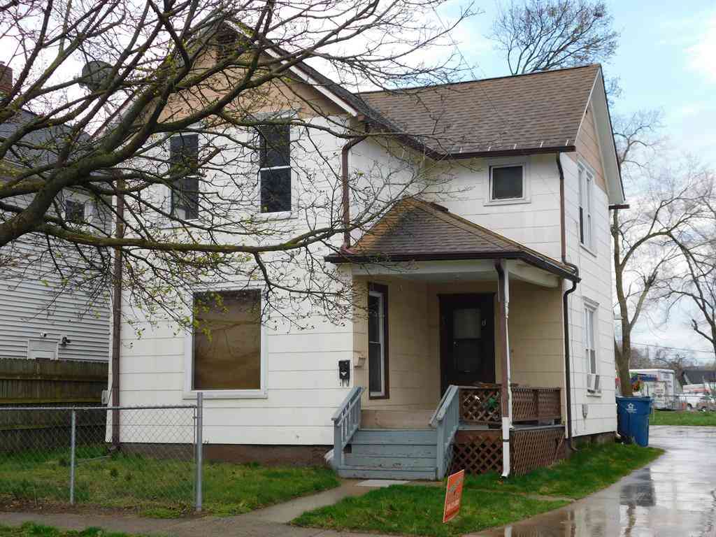 Multifamily For Sale - 930 Cottage Avenue <br/> Kalamazoo, MI 49001