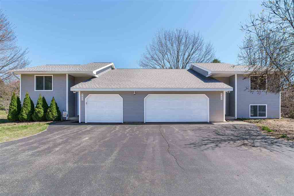 Multifamily For Sale - 4398 & 4400 W Manhattan  <br/> Traverse City, MI 49685
