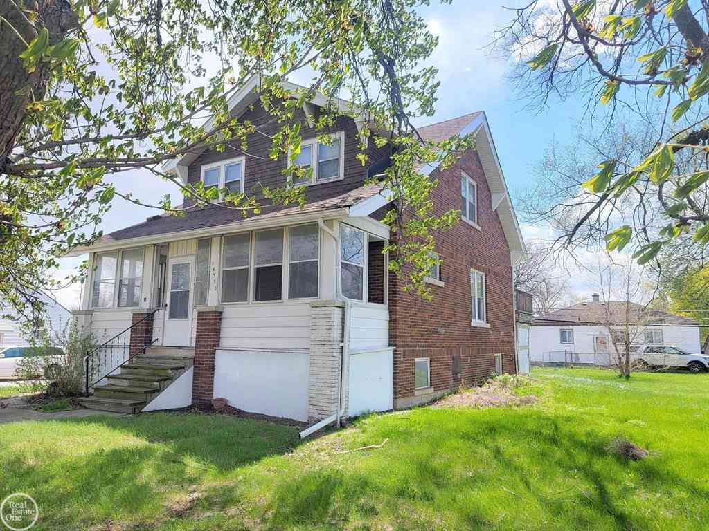 Multifamily For Sale - 15350 E 10 Mile Road <br/> Eastpointe, MI 48021