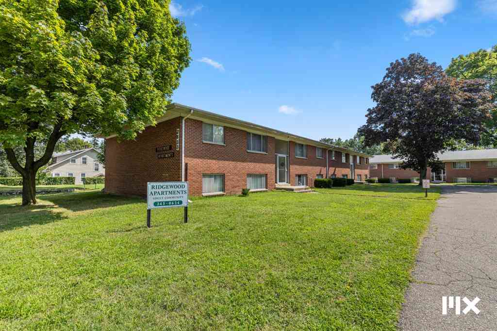Multifamily For Sale - 2907 S Burdick Street <br/> Kalamazoo, MI 49001