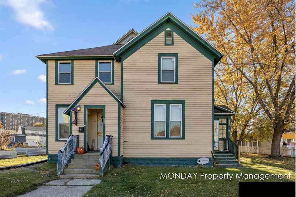 Multifamily For Sale - 263 W Muskegon Avenue <br/> Muskegon, MI 49440