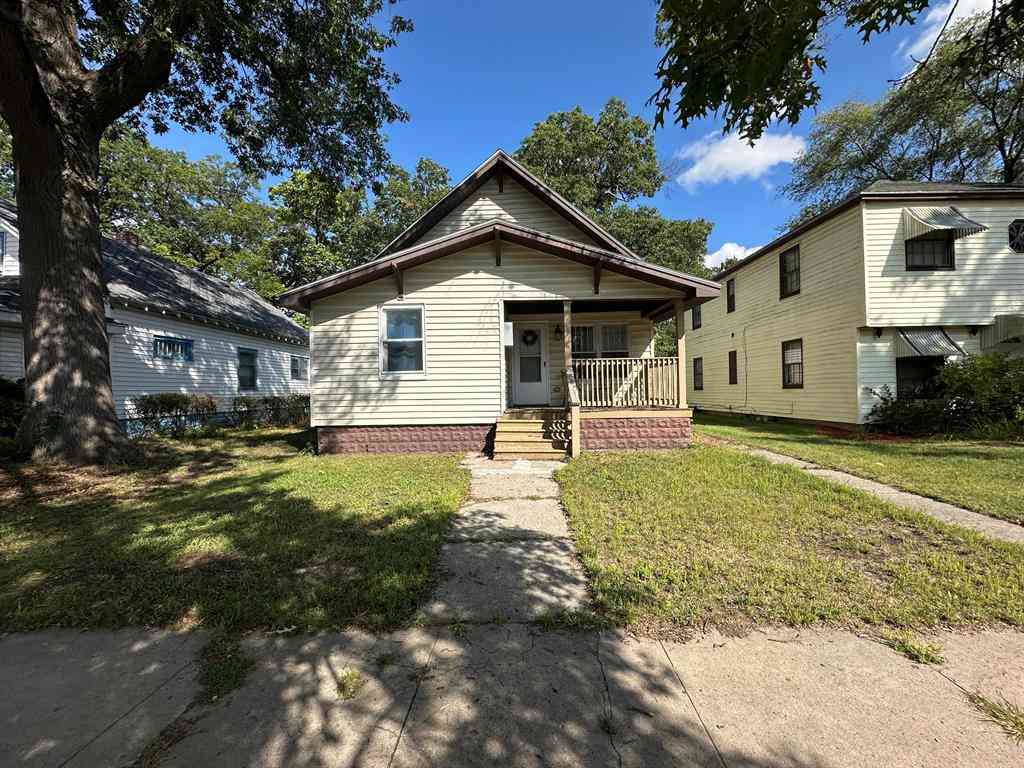 Multifamily For Sale - 2336 5th Street <br/> Muskegon, MI 49444