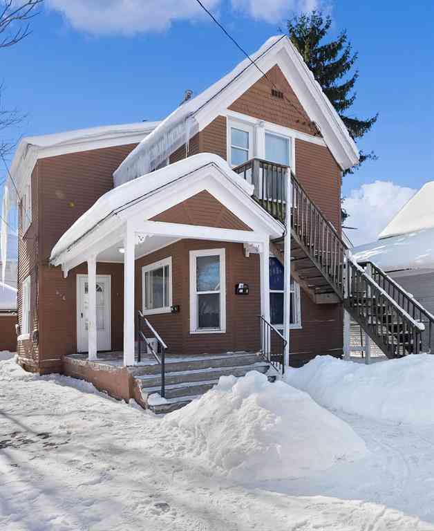 Multifamily For Sale - 816 6th Street Nw NW<br/> Grand Rapids, MI 49504