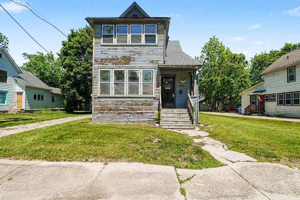 Multifamily For Sale - 524 Forest Street <br/> Kalamazoo, MI 49008