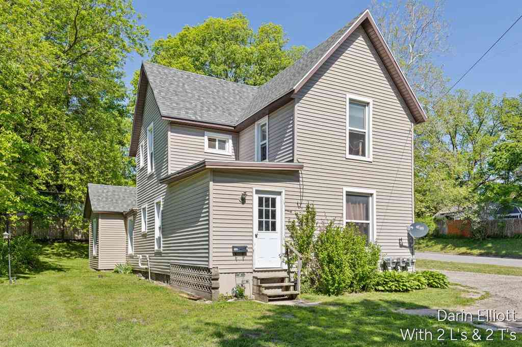 Multifamily For Sale - 736 N Michigan Avenue <br/> Hastings, MI 49058