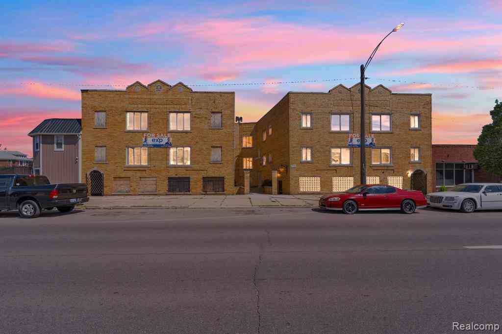 Multifamily For Sale - 15523 Mack Avenue  #2<br/> Detroit, MI 48224