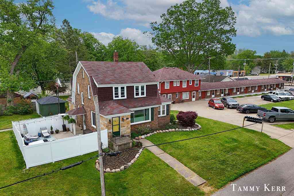 Multifamily For Sale - 1159 S Shore Drive <br/> Holland, MI 49423