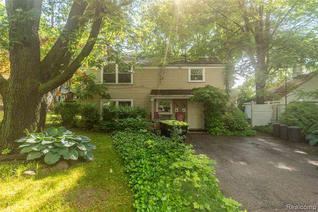 Multifamily For Sale - 116 N Rogers Street <br/> Northville, MI 48167