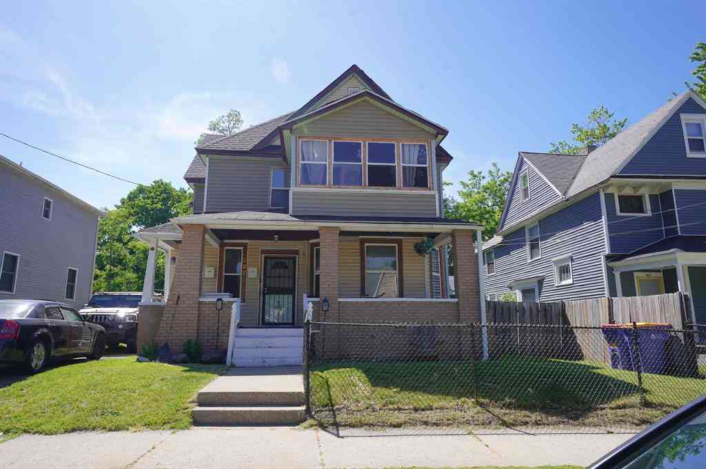 Multifamily For Sale - 827 Geneva Avenue Se SE<br/> Grand Rapids, MI 49507